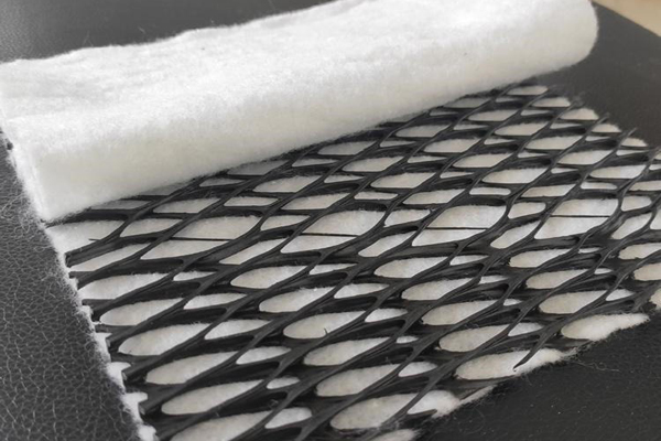 揭秘復合排水網的制造工藝  第3張