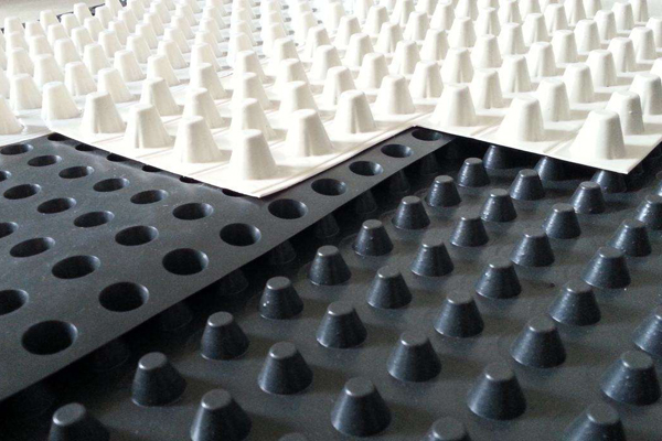 復合式排水板安裝方法  第1張