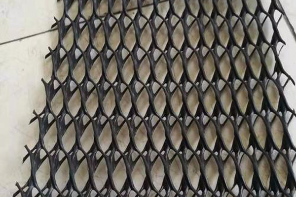 三維復合排水網的指標 第1張